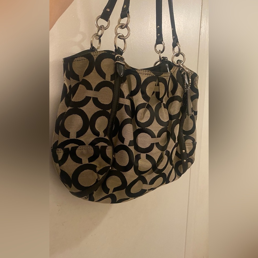 Coach Tote/Purse - Picture 13 of 15